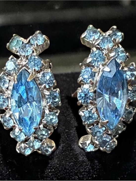 Jewelry - Vintage Blue Marquise Crystal Cluster Earrings